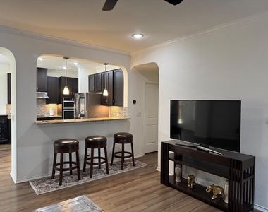 505 Weizenbock Ln - Photo Thumbnail 23