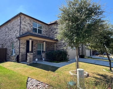 505 Weizenbock Ln - Photo Thumbnail 2
