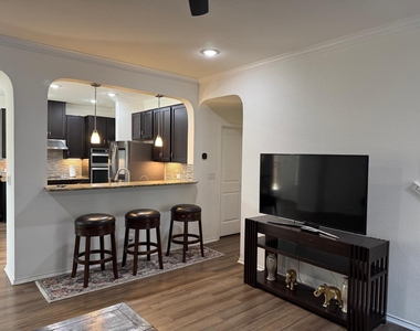 505 Weizenbock Ln - Photo Thumbnail 22