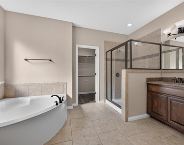 4002 Remington Rd - Photo Thumbnail 17