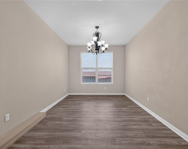 4002 Remington Rd - Photo Thumbnail 24