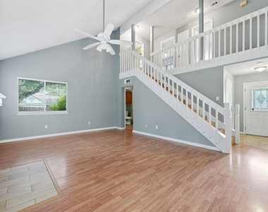 6300 Evangeline Trl - Photo Thumbnail 8