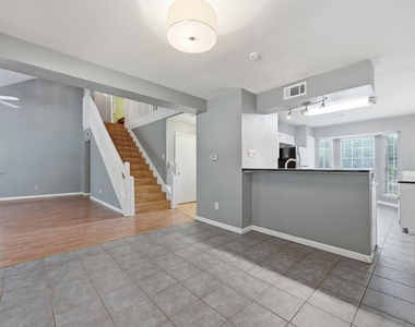 6300 Evangeline Trl - Photo Thumbnail 18