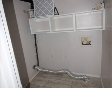 805 Paisley Dr - Photo Thumbnail 4