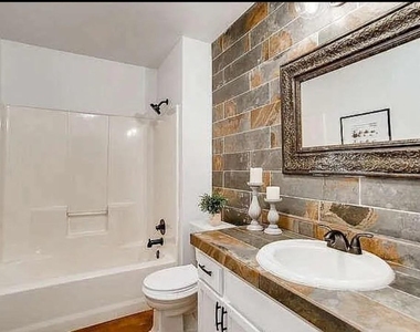 7102 Villita Avenida St - Photo Thumbnail 5