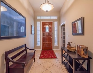 19313 Kennemer Dr - Photo Thumbnail 3