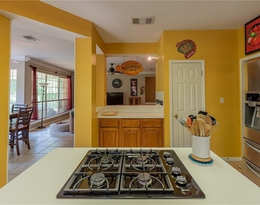 19313 Kennemer Dr - Photo Thumbnail 12