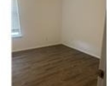 209 Reagor Dr - Photo Thumbnail 16