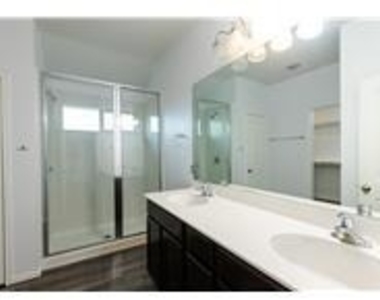 209 Reagor Dr - Photo Thumbnail 12