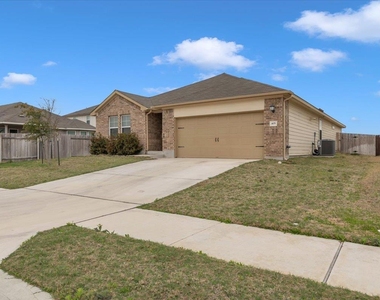 405 Grasslands Trl - Photo Thumbnail 2