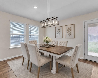 405 Grasslands Trl - Photo Thumbnail 9