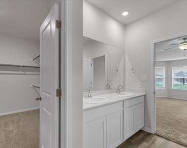 405 Grasslands Trl - Photo Thumbnail 32