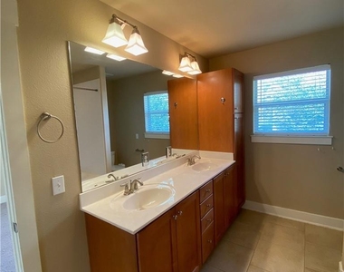 1601 Miriam Ave - Photo Thumbnail 15