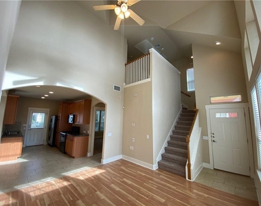 1601 Miriam Ave - Photo Thumbnail 2