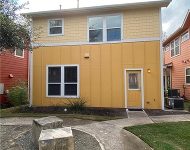 1601 Miriam Ave - Photo Thumbnail 20