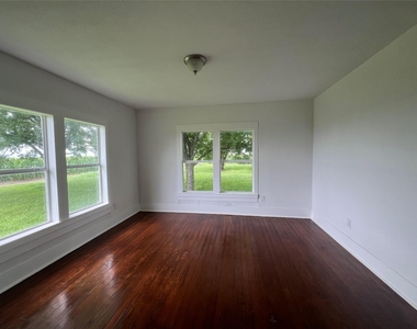 149 Private Road 9400 - Photo Thumbnail 13