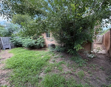 2201 Lanier Dr - Photo Thumbnail 13