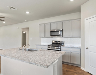 233 Baron Creek Trl - Photo Thumbnail 8