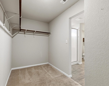 233 Baron Creek Trl - Photo Thumbnail 17