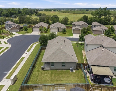 233 Baron Creek Trl - Photo Thumbnail 27
