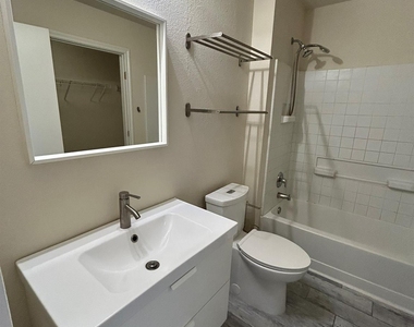 130 Quarter Ave - Photo Thumbnail 11