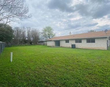 12317 Willow Wild Dr - Photo Thumbnail 9