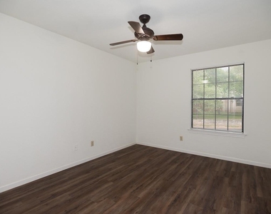 11513 Juniper Ridge Dr - Photo Thumbnail 25