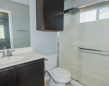 937 Alamo Plaza Dr - Photo Thumbnail 10