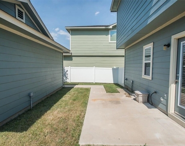 937 Alamo Plaza Dr - Photo Thumbnail 16
