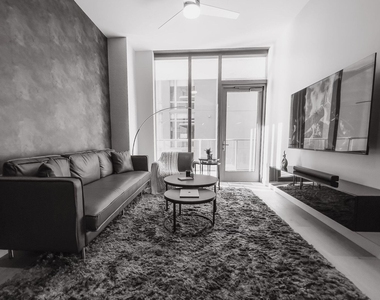 44 East Ave - Photo Thumbnail 6