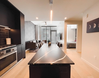 44 East Ave - Photo Thumbnail 8
