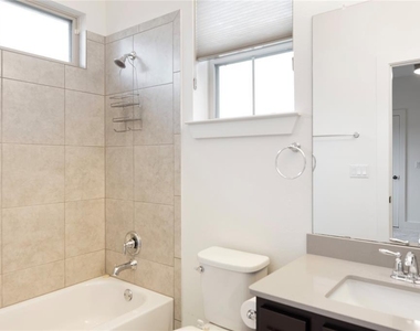 12905 Padua Dr - Photo Thumbnail 26
