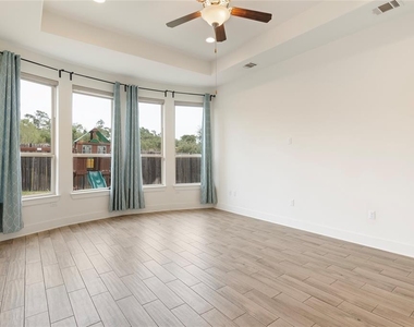 12905 Padua Dr - Photo Thumbnail 10