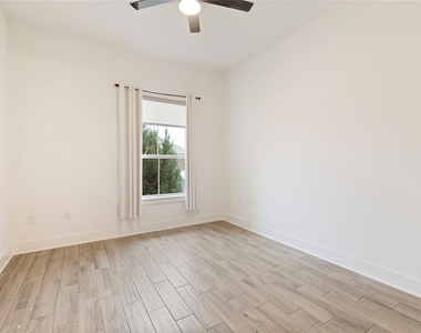 12905 Padua Dr - Photo Thumbnail 23