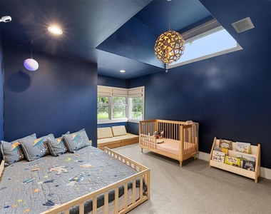 2000 Rundell Pl - Photo Thumbnail 32