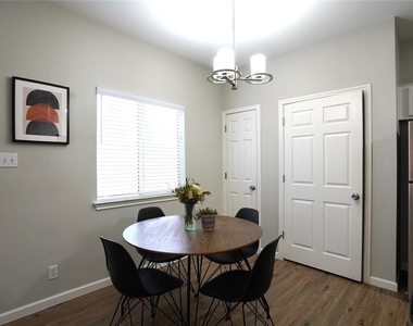 1700 Constantino Cir - Photo Thumbnail 6
