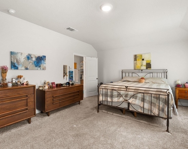 1444 Acorn Wood - Photo Thumbnail 13