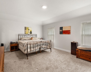1444 Acorn Wood - Photo Thumbnail 12