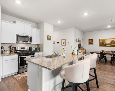 1444 Acorn Wood - Photo Thumbnail 2