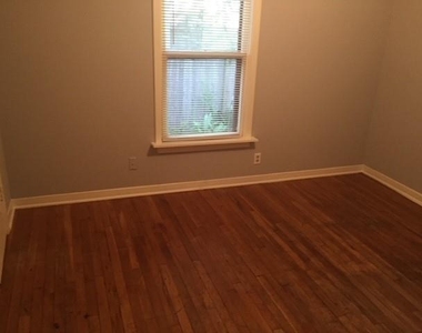 705 Franklin Blvd - Photo Thumbnail 18