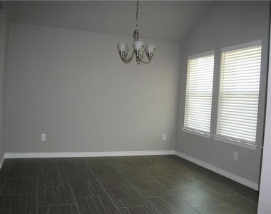 6100 Cordillera Dr - Photo Thumbnail 15