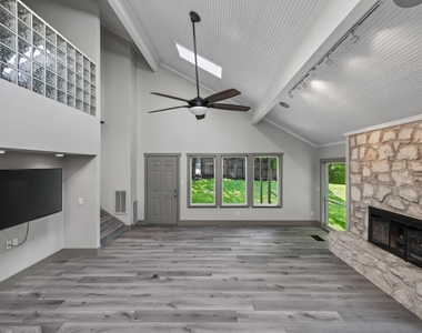 4301 Hyridge Dr - Photo Thumbnail 6