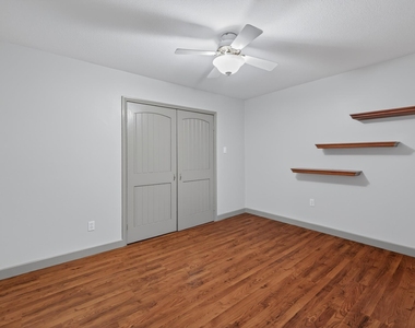 4301 Hyridge Dr - Photo Thumbnail 24
