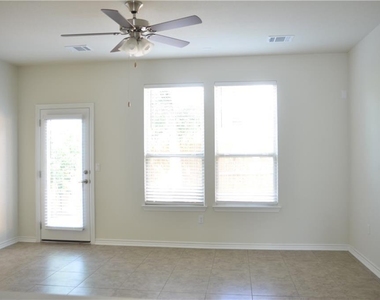 14403 Mccoy Loop - Photo Thumbnail 9