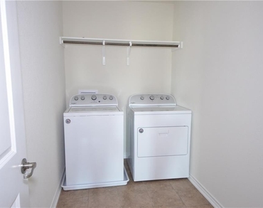 14403 Mccoy Loop - Photo Thumbnail 22
