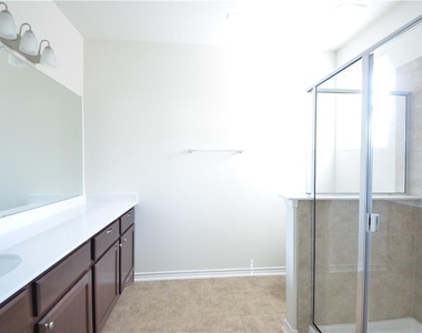 14403 Mccoy Loop - Photo Thumbnail 12