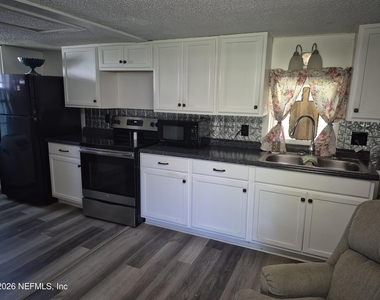 108 Mocking Bird Lane - Photo Thumbnail 6