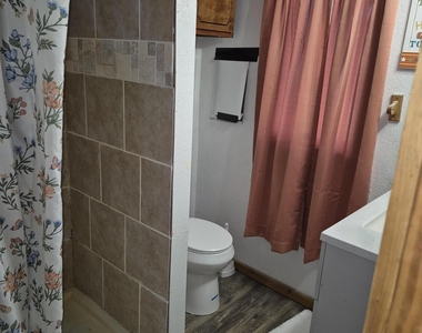 108 Mocking Bird Lane - Photo Thumbnail 9
