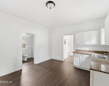 2344 W 18th Street - Photo Thumbnail 13