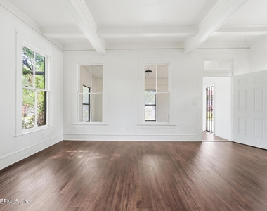 2344 W 18th Street - Photo Thumbnail 15